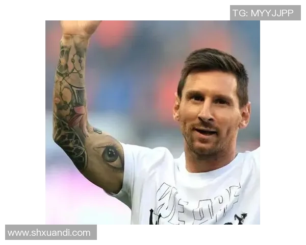 足球巨星背后的迷妹们揭秘 这些女星为何成了他们最坚定的支持者